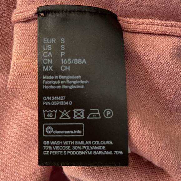 H&M Basics Dusty Rose Crewneck Pullover Sweater - Picture 15 of 16